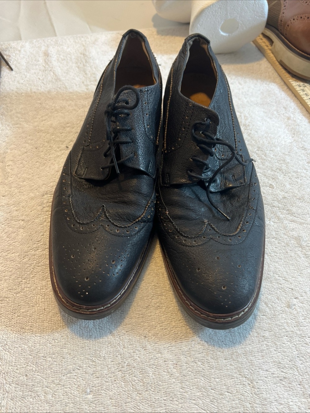 Cole Haan Black Leather Wingtip Derby Brogues size 9